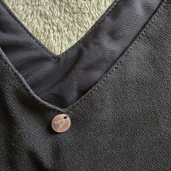 Alice + Olivia Air Sleeveless Cate Slip Dress with lllusion Mesh Hemline Size 0 - Picture 9 of 14